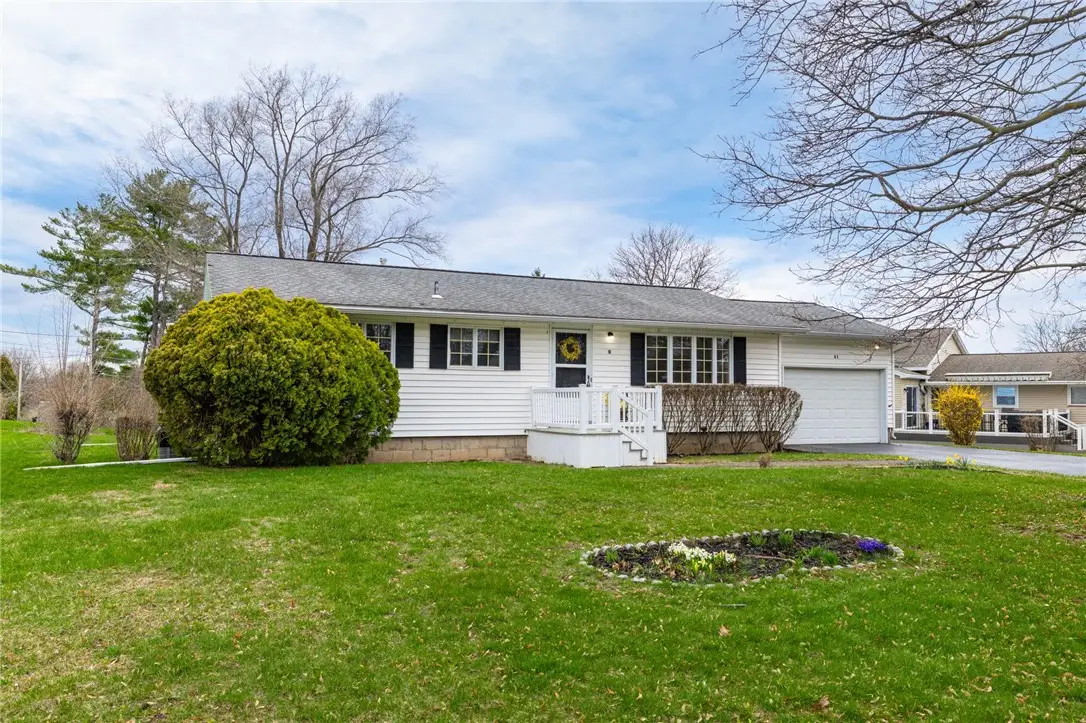 41 Fox Chapel Road, Pittsford, NY 14534 - #1
