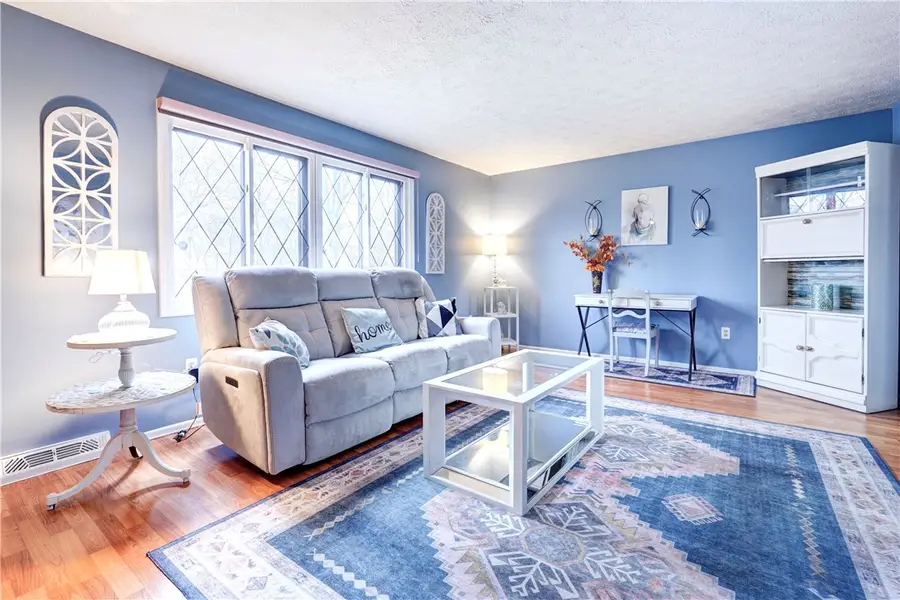 103 W Bend Drive, Rochester, NY 14612 - #3