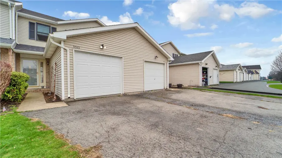 5743 Running Brook Road, Farmington, NY 14425 - #2