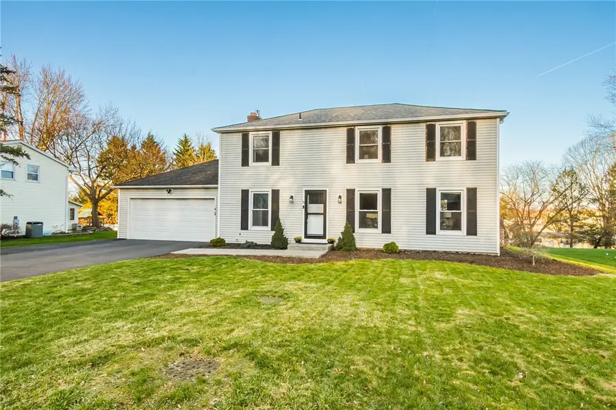 16 Bent Oak, Fairport, NY 14450 - #2