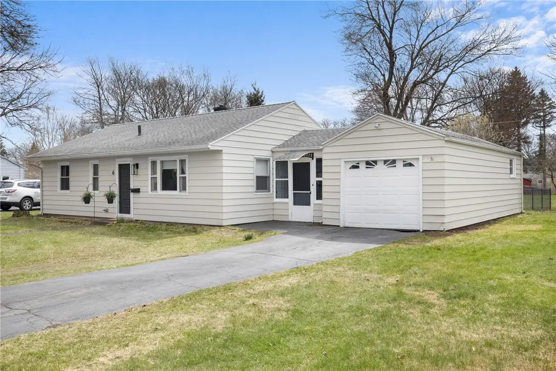 6 Fairchild Road, Rochester, NY 14606 - #1