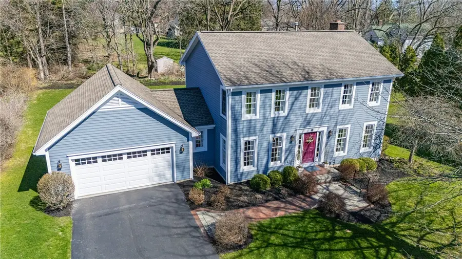 3 Stonefield Place, Honeoye Falls, NY 14472 - #2