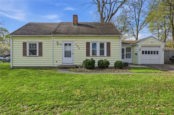 106 Stonecliff Drive, Greece, NY 14616