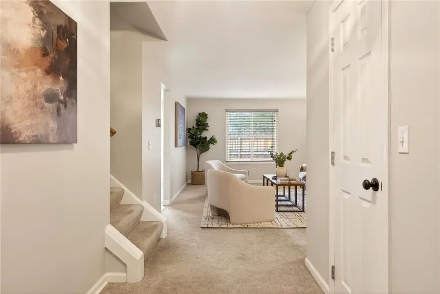 8 Arbor Court, Fairport, NY 14450 - #2