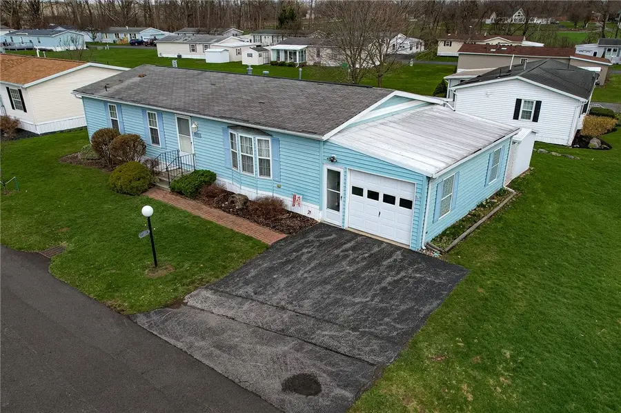 92 Woodside Drive, Bergen, NY 14416 - #2