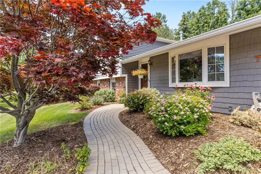 75 Crest View Drive, Rochester, NY 14625 - #3