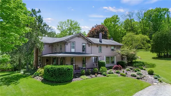 1096 W Lake Road, Branchport, NY 14418