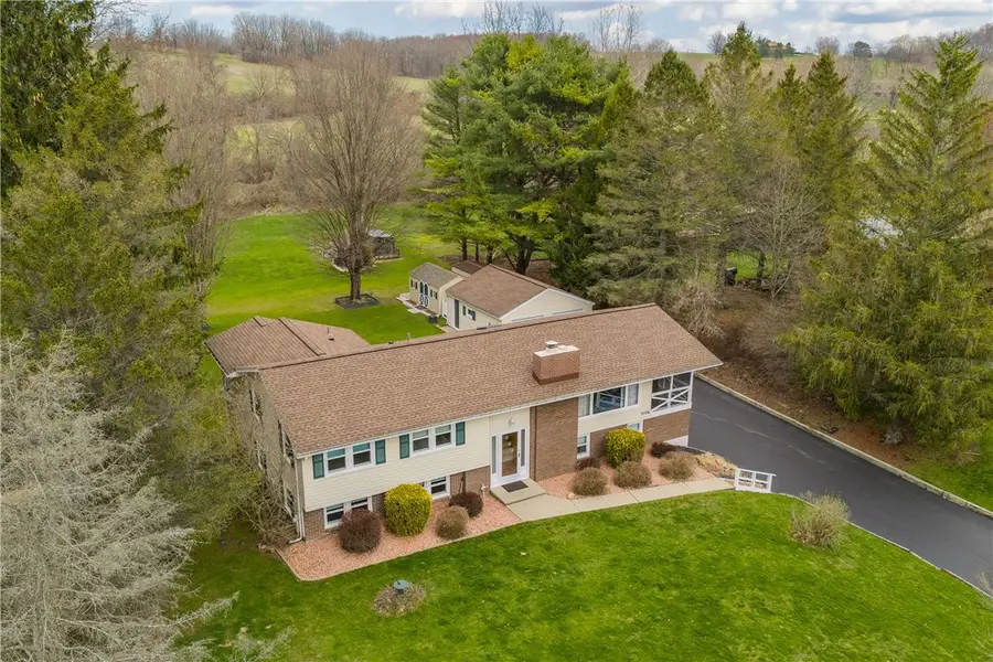 2526 Rush Mendon Road, Honeoye Falls, NY 14472 - #2