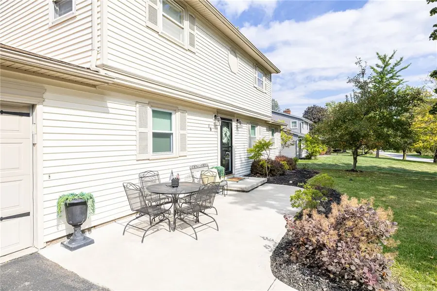 16 Pebble Hill Road, Fairport, NY 14450 - #2