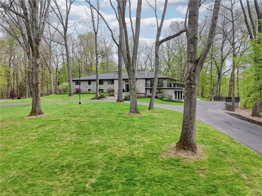 22 Lake Lacoma Drive, Pittsford, NY 14534 - #2