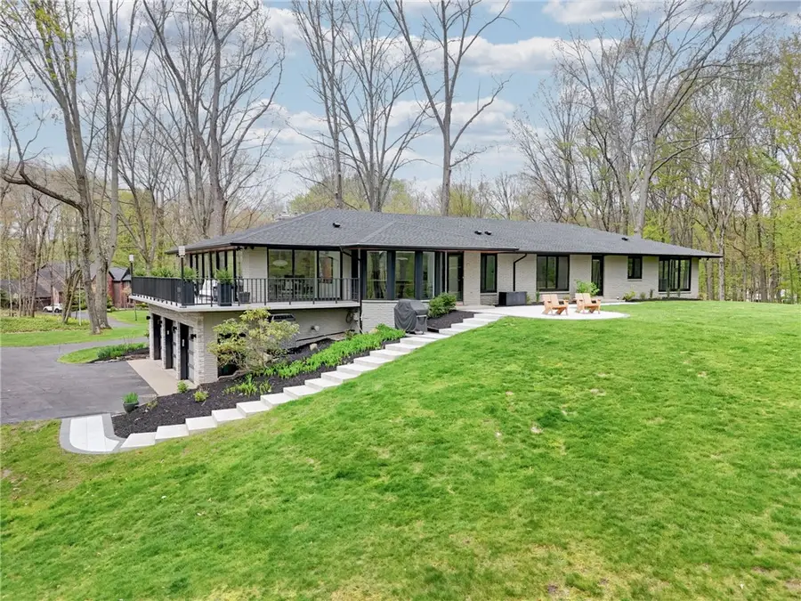 22 Lake Lacoma Drive, Pittsford, NY 14534 - #3