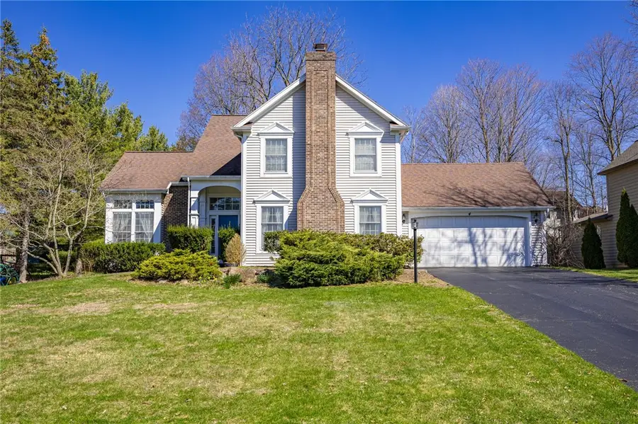 4 S Village Trail, Fairport, NY 14450 - #2