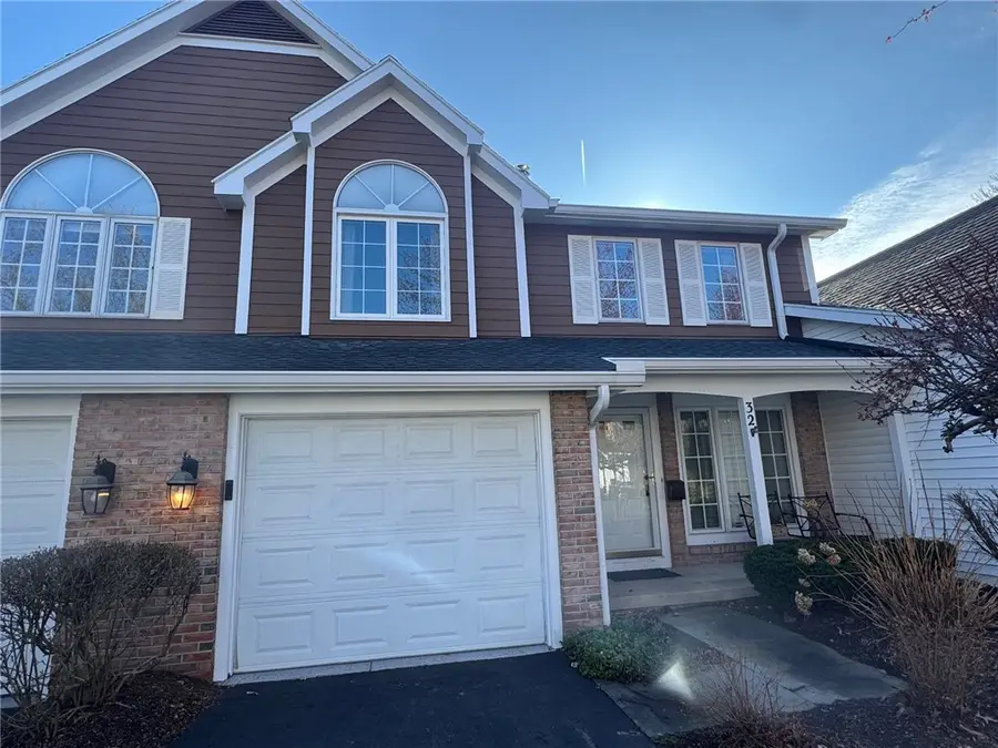 32 Wind Loft Circle, Fairport, NY 14450 - #2