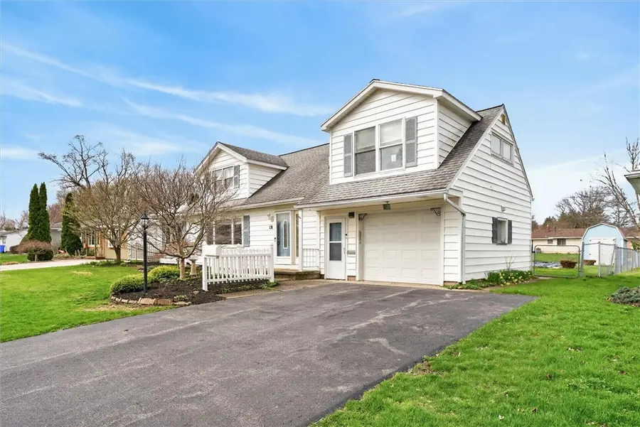 131 Shadowbrook Drive, Rochester, NY 14616 - #3