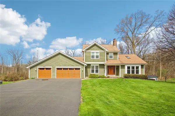 161 Anytrell Drive, Webster, NY 14580