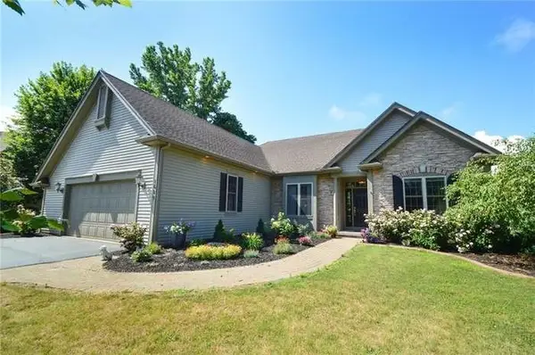 1609 Loughrea Terrace, Webster, NY 14580