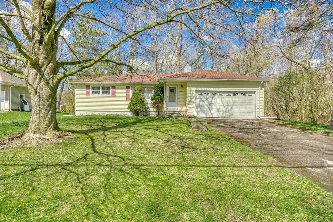 995 Gravel Road, Webster, NY 14580 - #1
