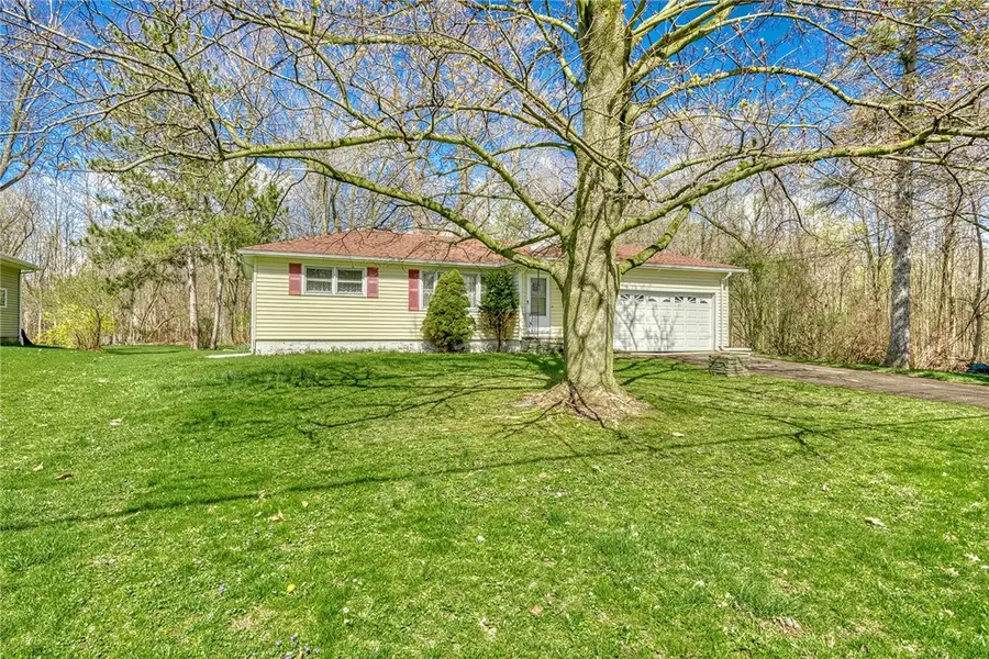 995 Gravel Road, Webster, NY 14580 - #2