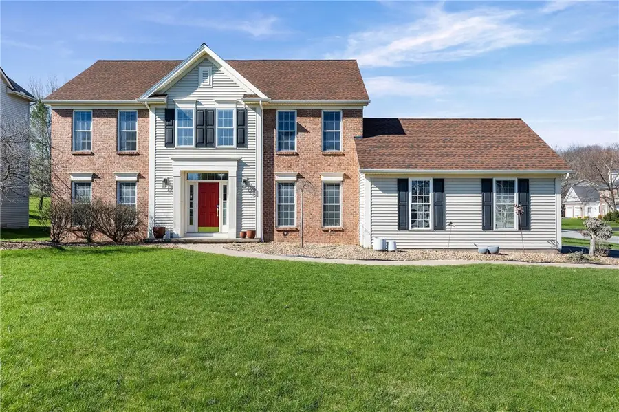 35 Hedge Wood Lane, Pittsford, NY 14534 - #2