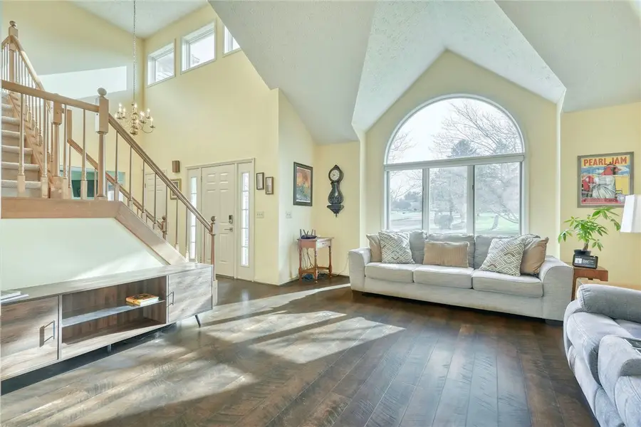 27 Edenfield Road, Penfield, NY 14526 - #2