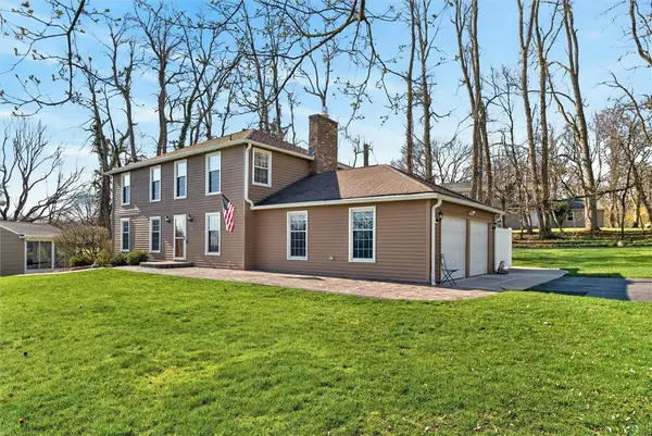 146 Selborne Chase, Fairport, NY 14450