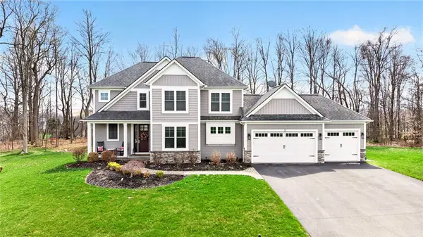 3 Camellia Rise, Fairport, NY 14450