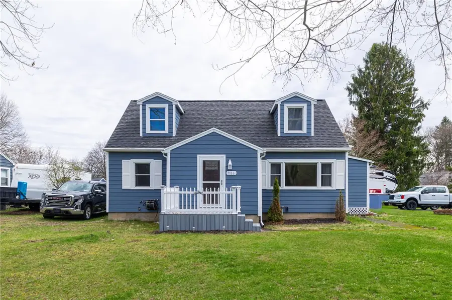 986 Gravel Road, Webster, NY 14580 - #2