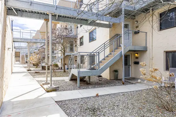 118 Bay Village Drive, Rochester, NY 14609