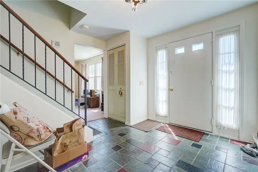 633 Chatelaine Drive, Webster, NY 14580 - #2