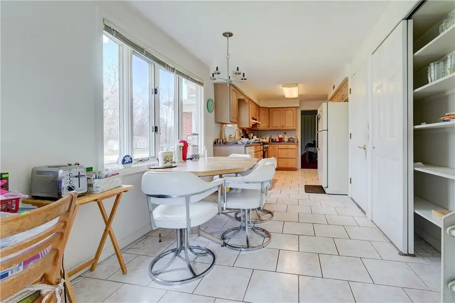 633 Chatelaine Drive, Webster, NY 14580 - #3