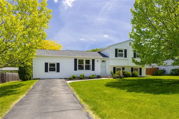 1739 Birchwood Drive, Farmington, NY 14425