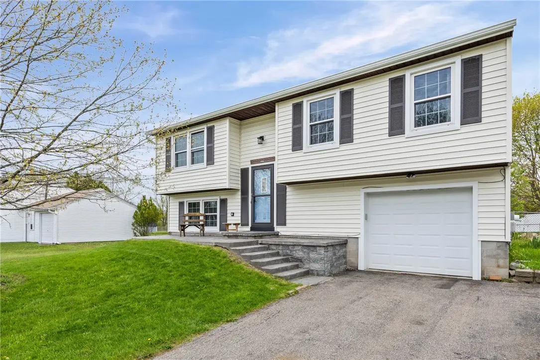 5765 Clover Meadow Lane, Farmington, NY 14425 - #1