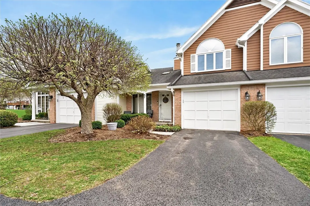 67 Eaglesfield Way, Fairport, NY 14450 - #1