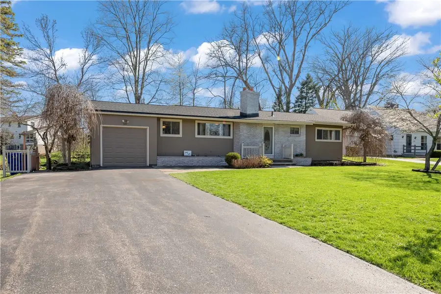 113 Creek Meadow Lane, Rochester, NY 14626 - #2