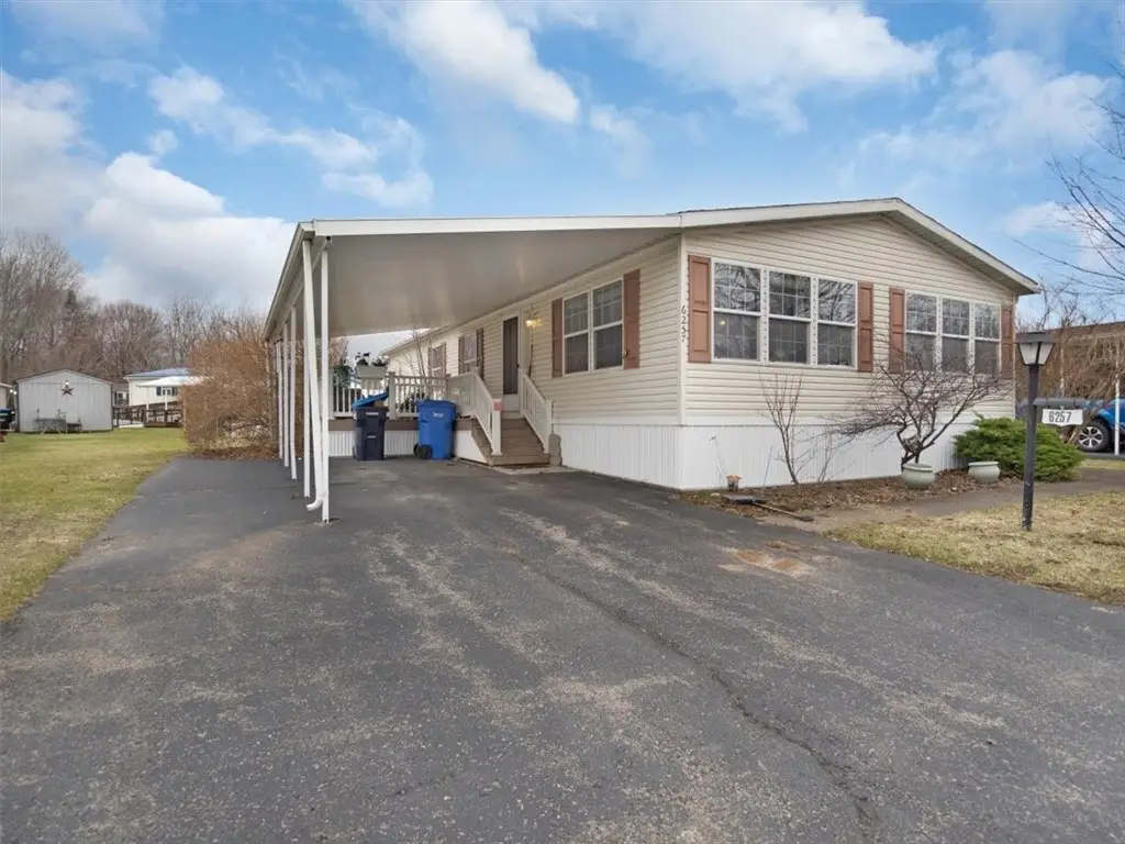 6257 Stillmeadow, Williamson, NY 14589 - #1