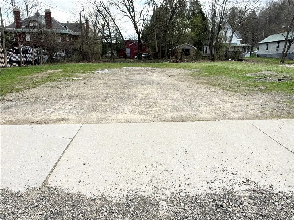 22 E Corydon Street, Bradford, PA 16701 - #1