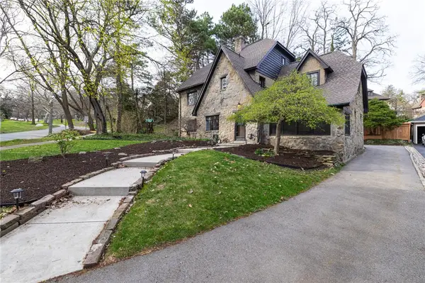 86 Chadbourne Road, Rochester, NY 14618