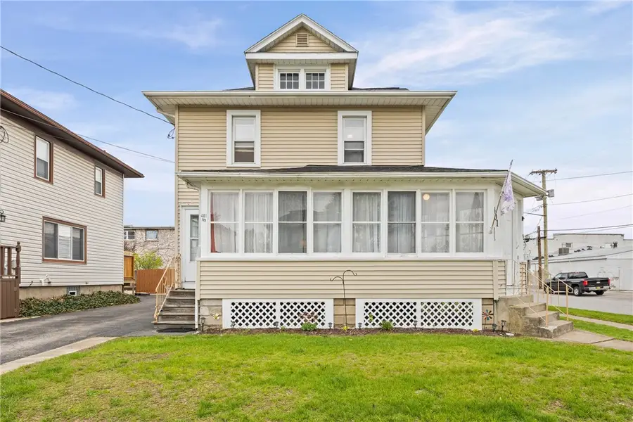 401 W Elm Street, East Rochester, NY 14445 - #3