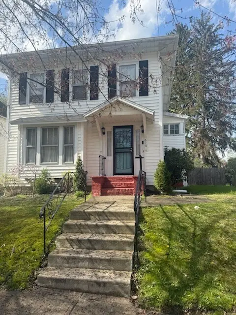 816 W Gray Street, Elmira, NY 14905 - #2