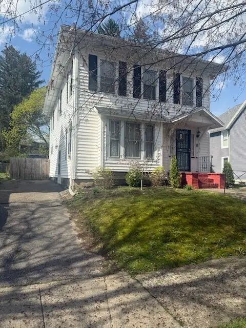 816 W Gray Street, Elmira, NY 14905 - #3