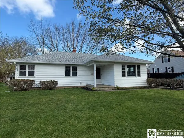 4 Leon Place, Fredonia, NY 14063