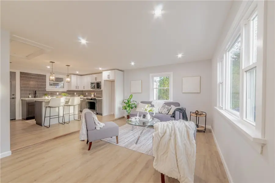 27 Pasadena Drive, Rochester, NY 14606 - #2