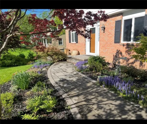 49 Wincanton Drive, Fairport, NY 14450