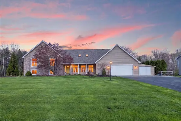 7 Winding Country Lane, Spencerport, NY 14559