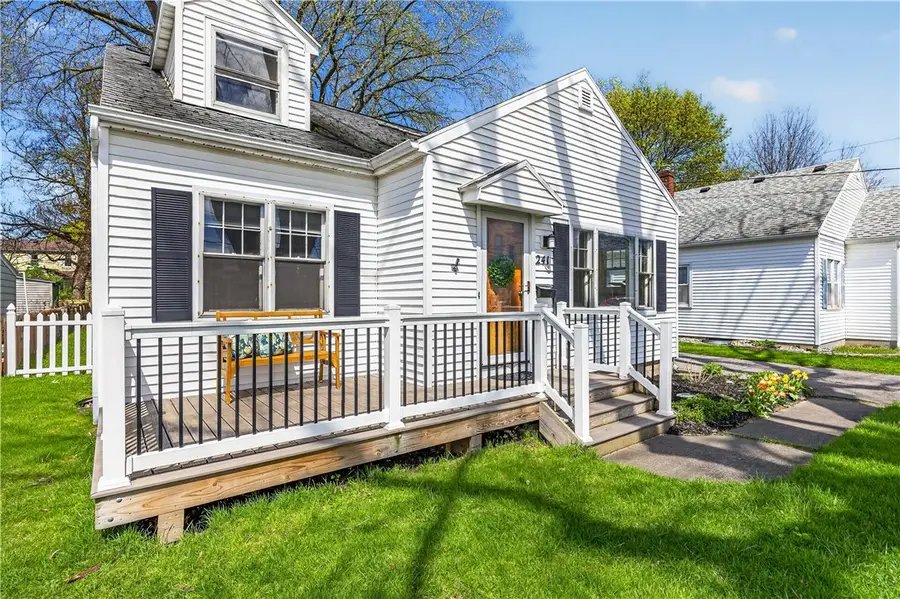 241 W Ivy Street, East Rochester, NY 14445 - #2