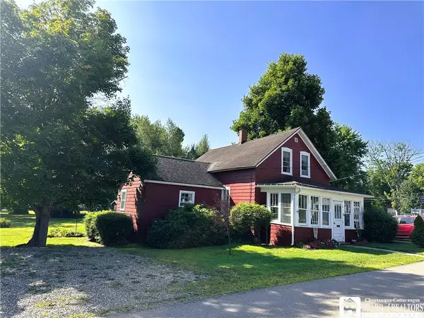 29 E Evans Street, Mayville, NY 14757