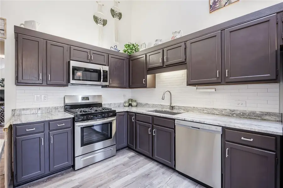 7 Pickett Lane, Hilton, NY 14468 - #3