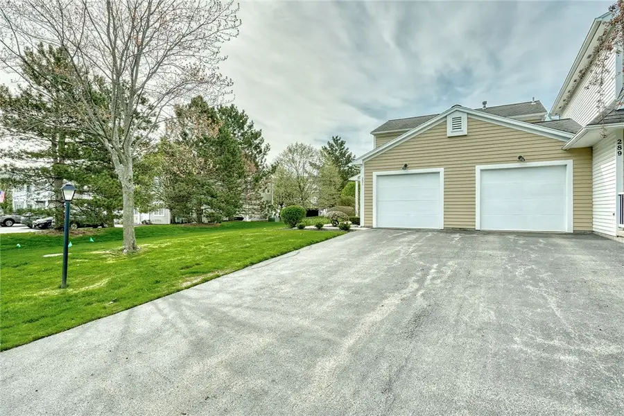 291 Deerhurst Lane, Webster, NY 14580 - #3