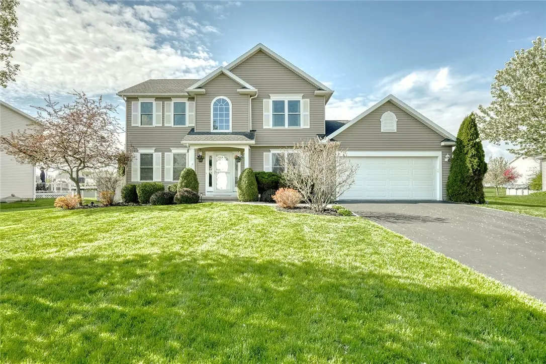 46 Middlesburough Park, North Chili, NY 14514 - #1