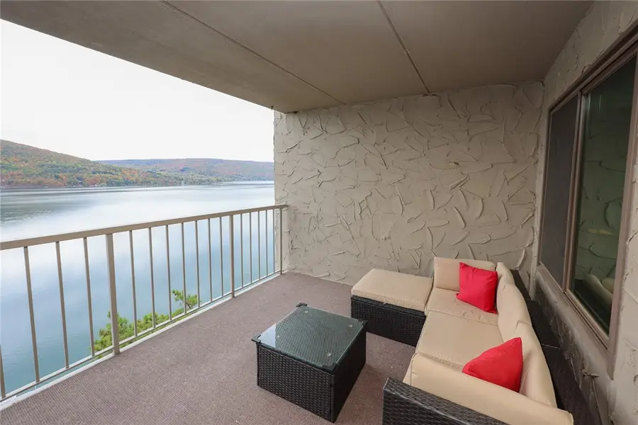 105 Cliffside Drive, Canandaigua, NY 14424 - #2